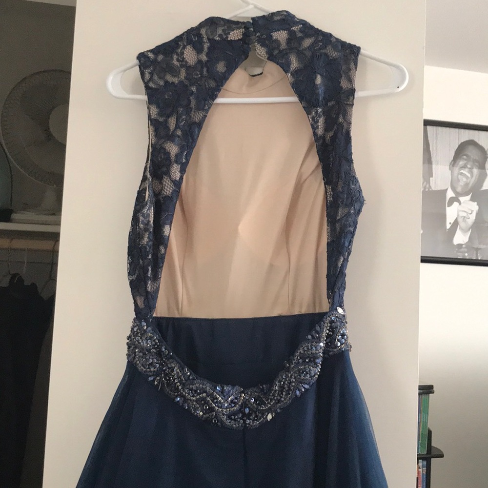 Prom Dress/Formal Gown - Picture 4 of 8